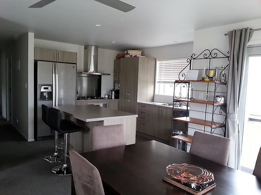 Cosy Mangawhai House מראה חיצוני תמונה
